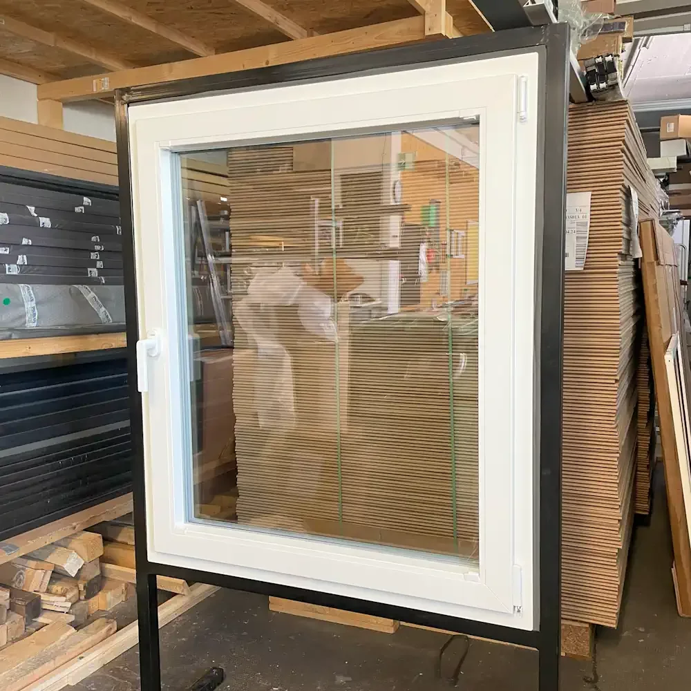 Fenster mit Öffnungsrichtung rechts, geschlossen